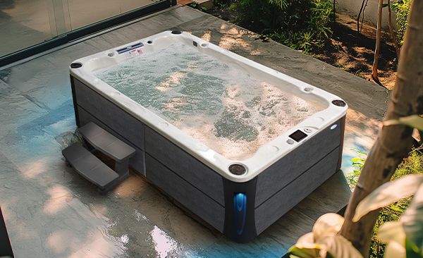 Deck Series Centreville hot tubs for sale